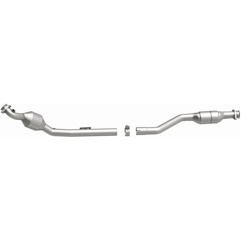 MagnaFlow Direct Fit Catalytic Converter 00-02 Mercedes E430 4.3L
