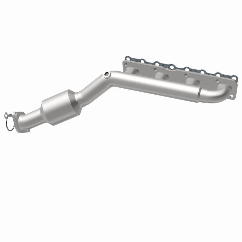MagnaFlow 2004 Nissan Titan 5.6L Direct Fit Converter