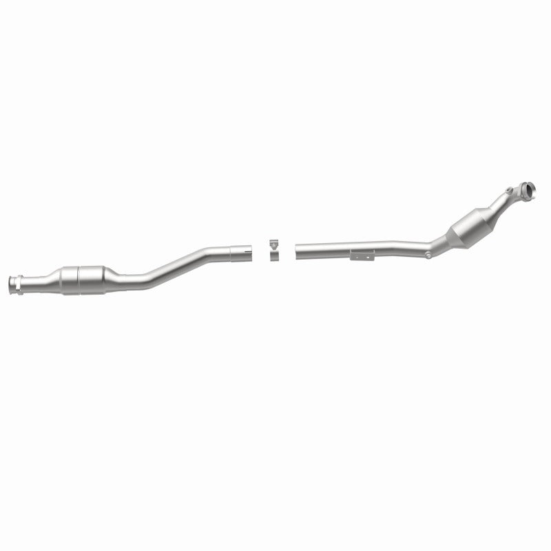 MagnaFlow Direct Fit Catalytic Converter 99-00 Mercedes E430 4.3L