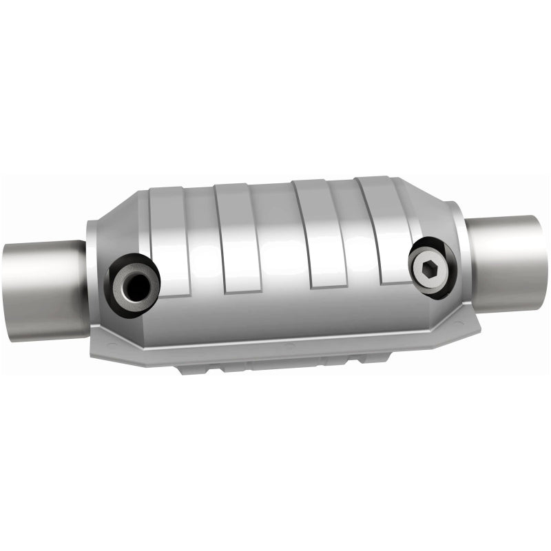 MagnaFlow Universal Catalytic Converter 3 W/Dual O2 Boss