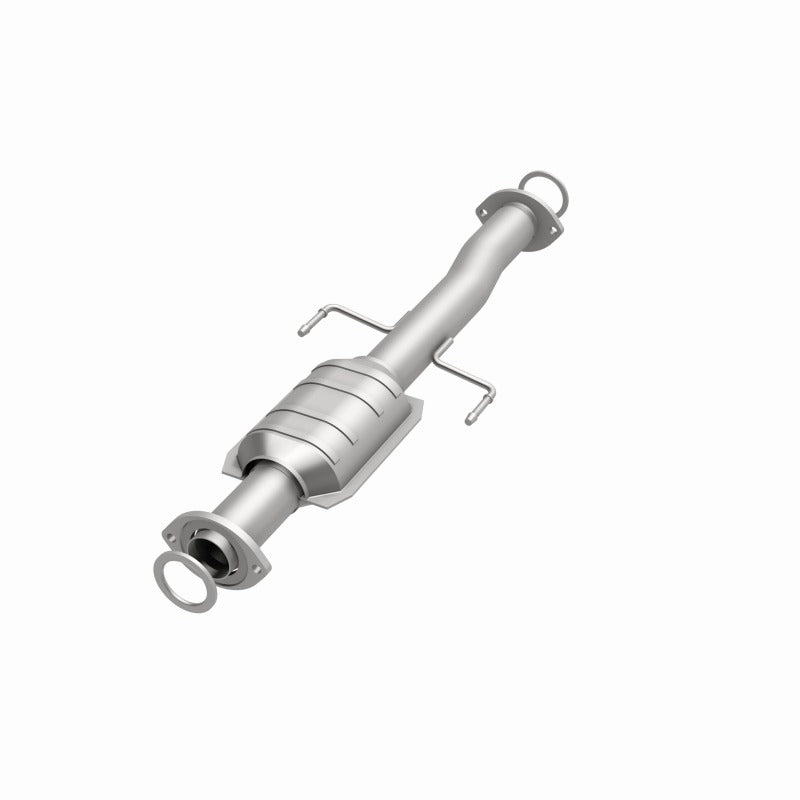 MagnaFlow Direct Fit Catalytic Converter 02-03 Toyota Tacoma 2.4L