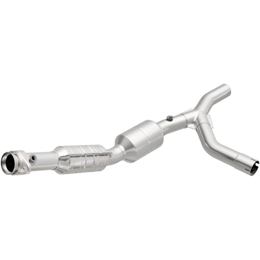 MagnaFlow Direct Fit Catalytic Converter 05-07 Ford E150 4.6L Passenger Side