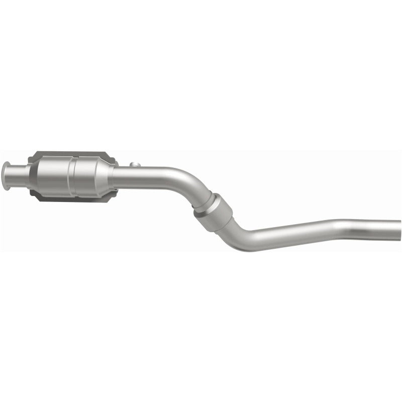 MagnaFlow Direct Fit Catalytic Converter 98-04 Dodge Interpid 2.7L