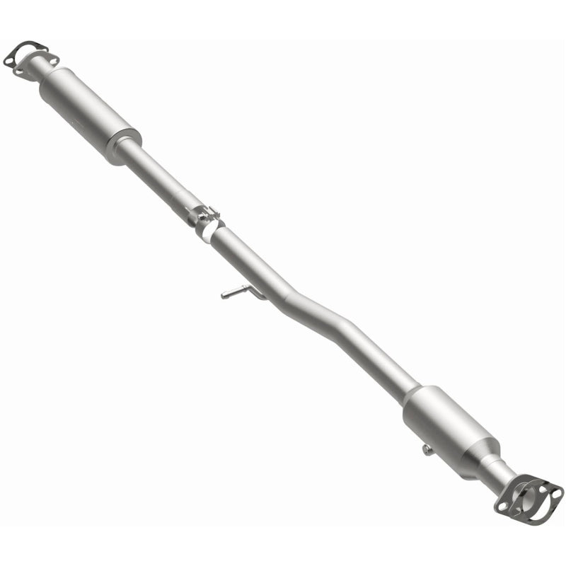 MagnaFlow Direct Fit Catalytic Converter OEM 14-15 Hyundai Tucson 2.0L Underbody