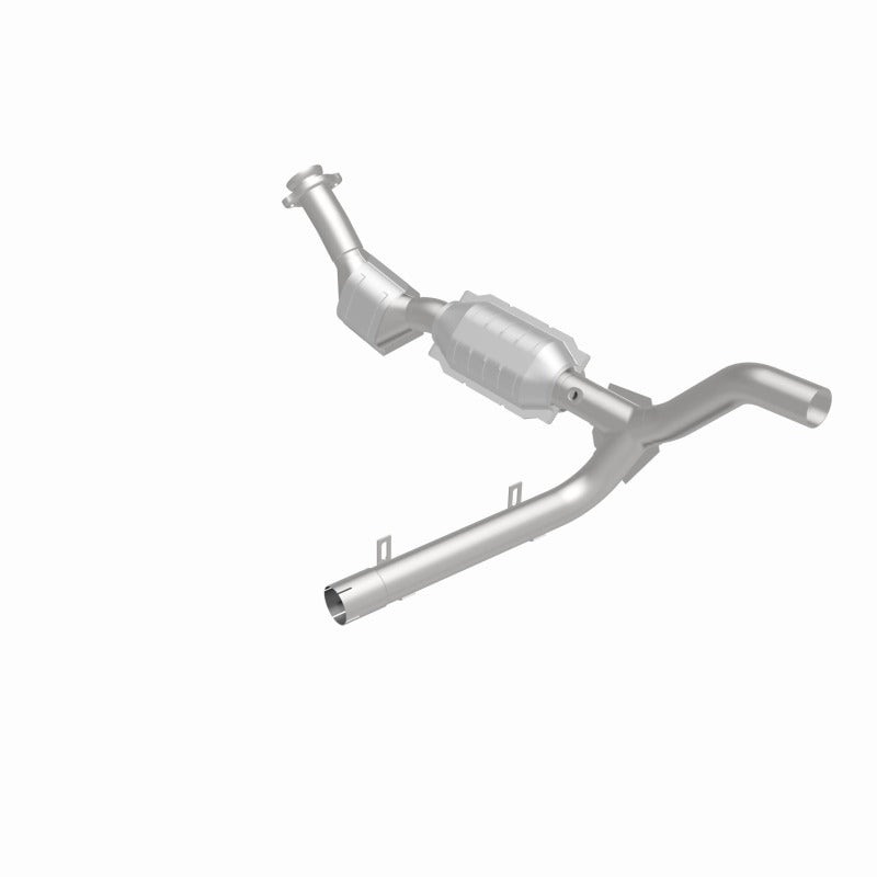 MagnaFlow Direct Fit Catalytic Converter 97-98 Ford F-150 Pickup 4.2L P/S 4WD