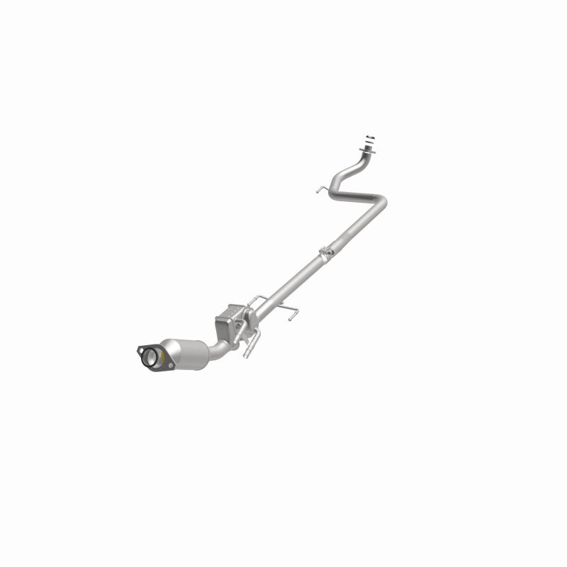 MagnaFlow Direct Fit Catalytic Converter 12-13 Toyota Prius C Base Underbody 1.5L