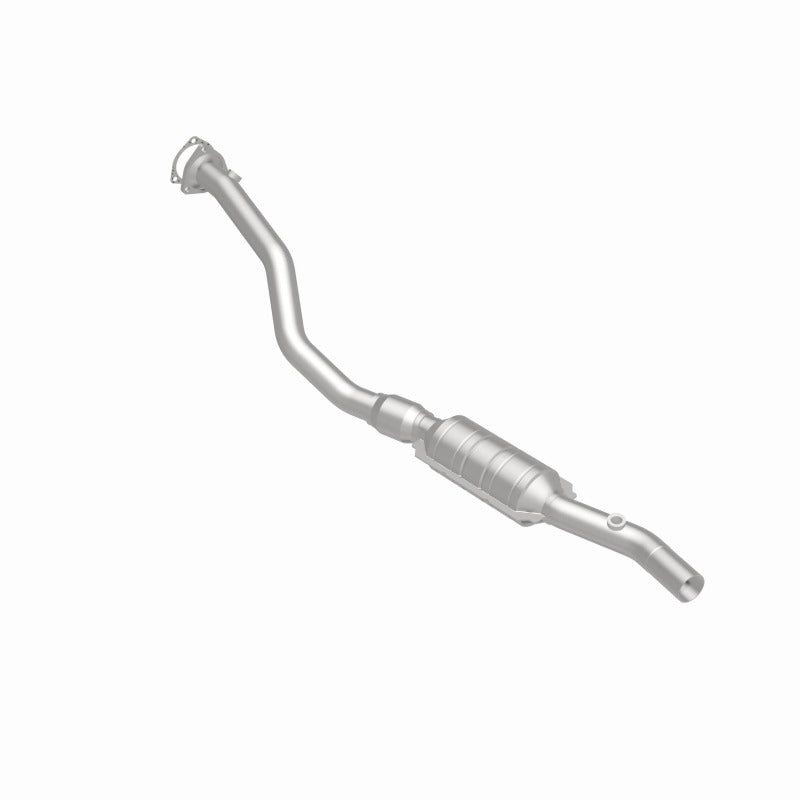 MagnaFlow Direct Fit Catalytic Converter 96-99 Audi A4/A4 Quattro 2.8L D/S (49 State)