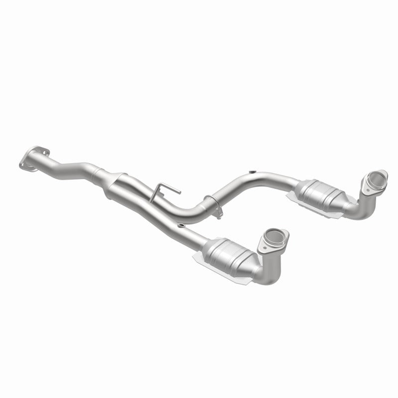 MagnaFlow Direct Fit Catalytic Converter 07 Jeep Liberty 3.7L