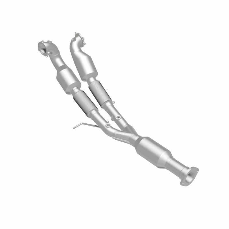 MagnaFlow 02-05 S80 2.9 L Underbody Direct Fit Converter
