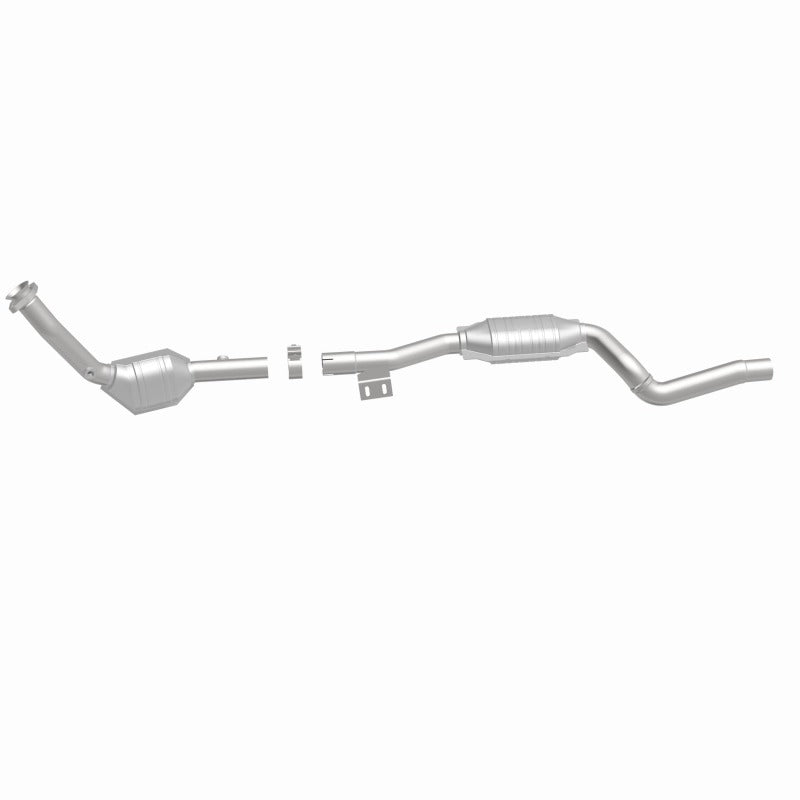 MagnaFlow Direct Fit Catalytic Converter 2003 ML350 3.7L Underbody