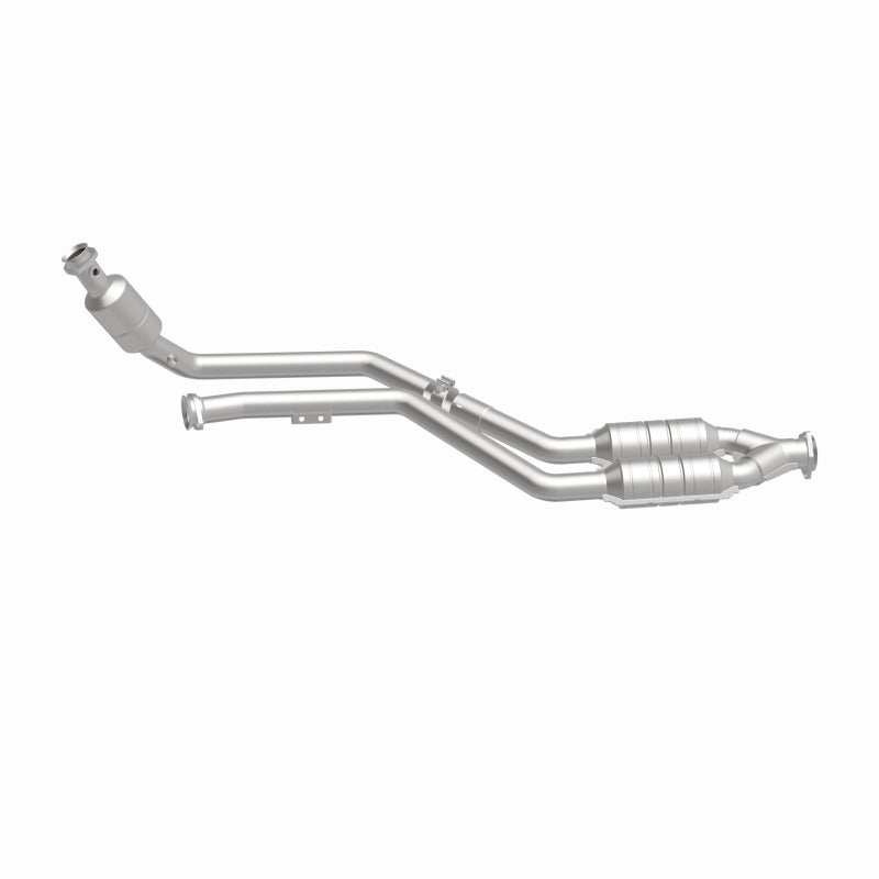 MagnaFlow Direct Fit Catalytic Converter 99-00 Mercedes CLK320 3.2L
