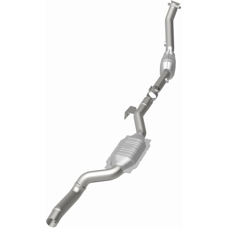 MagnaFlow Direct Fit Catalytic Converter 2003 ML350 3.7L Underbody
