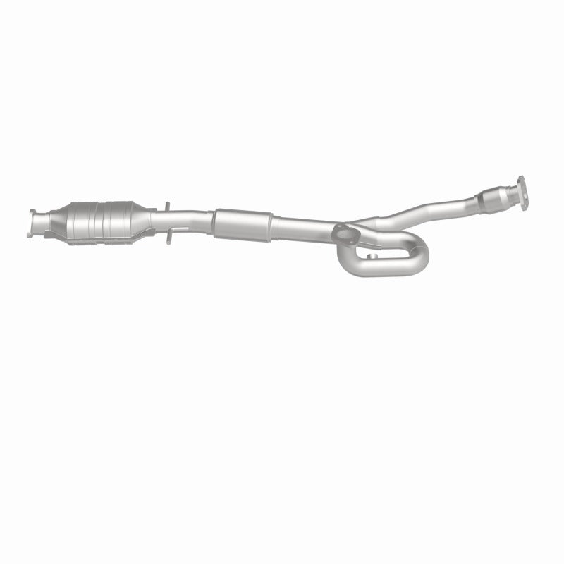 MagnaFlow Direct Fit Catalytic Converter 10-14 LaCrosse 3.0/3.6L