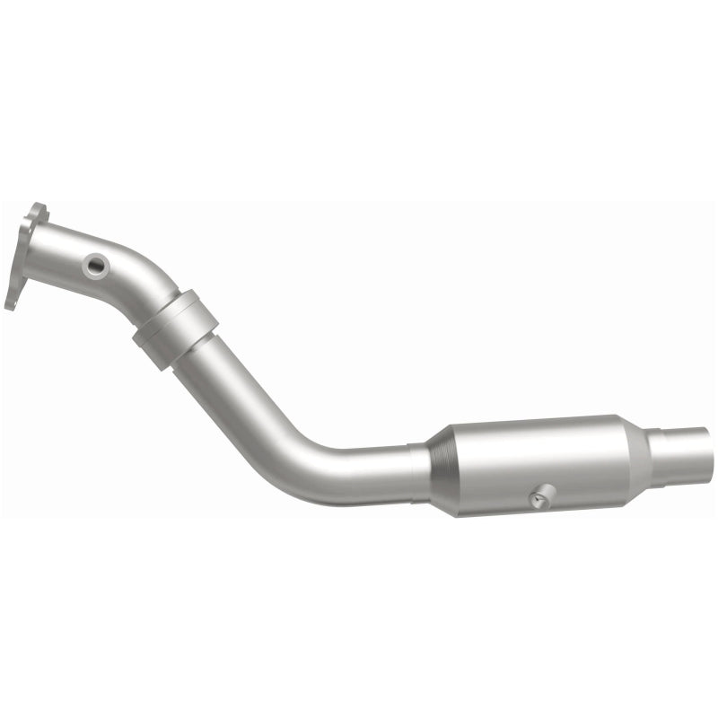 MagnaFlow Direct Fit Catalytic Converter OEM 2004-2006 Chrysler Pacifica Underbody