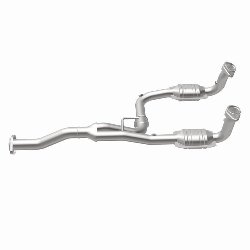 MagnaFlow Direct Fit Catalytic Converter 07 Jeep Liberty 3.7L OEM