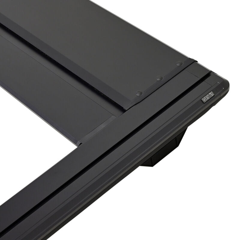 Westin 17-26 Ford F-250/F-350/F-450/F-550 SD 6ft 10in Bed Manual Retractable Tonneau Cover - Black