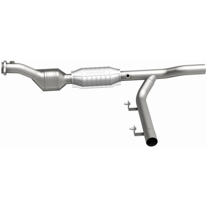 MagnaFlow Direct Fit Catalytic Converter 97-98 Ford Trucks 4.6L