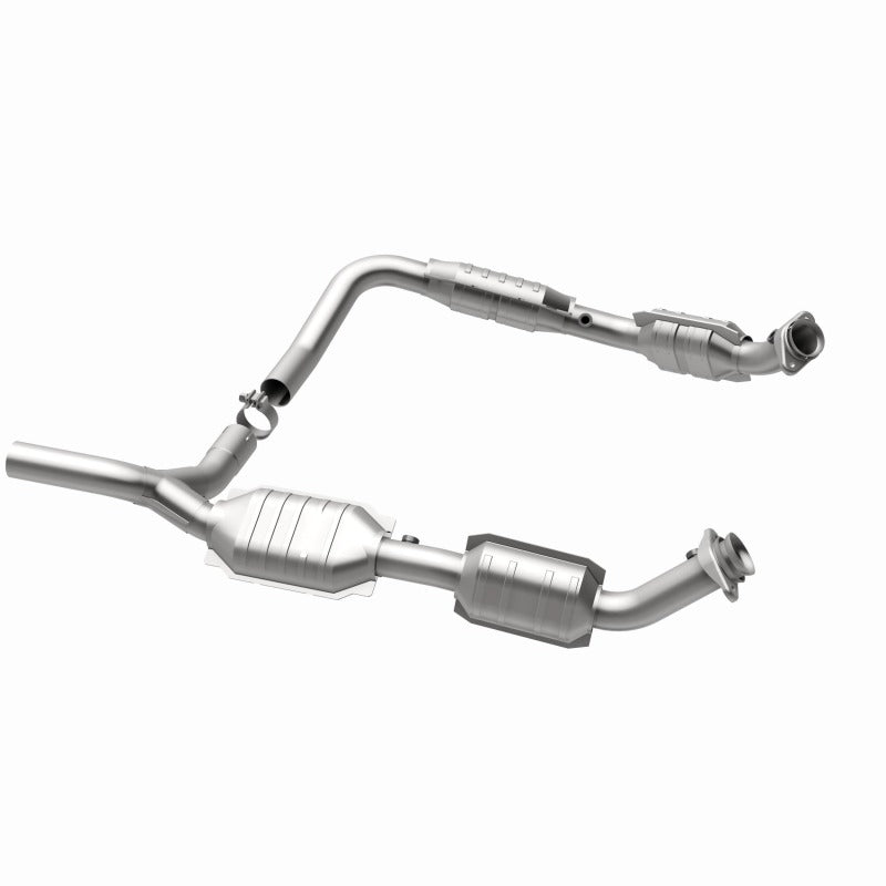MagnaFlow Direct Fit Catalytic Converter 07-08 Ford E-150 4.6L