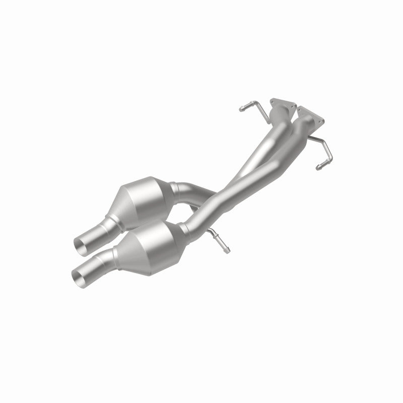 MagnaFlow Direct Fit Catalytic Converter 07-09 Audi Q7 3.6L Manifold