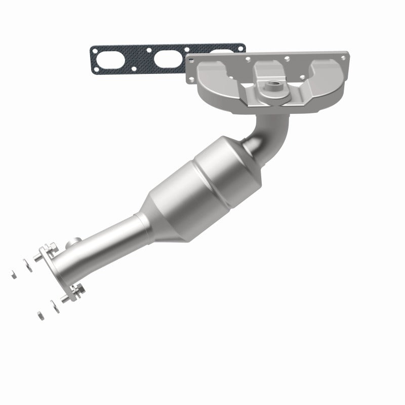 MagnaFlow Direct Fit Catalytic Converter BMW 5 01-03 Rear OEM