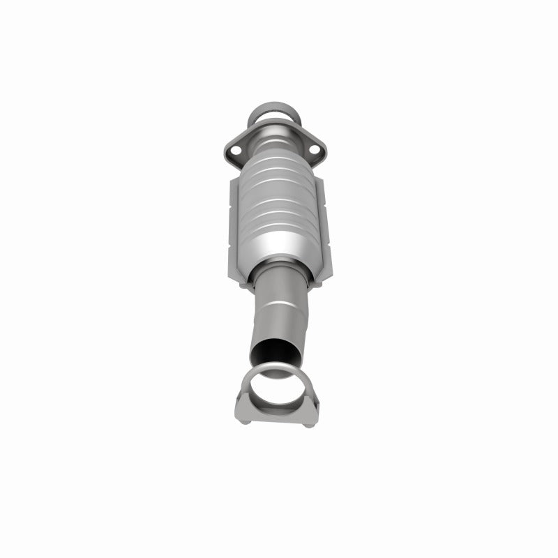 MagnaFlow Direct Fit Catalytic Converter 04-06 Toyota Sienna 3.3L AWD Rear