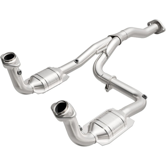 MagnaFlow Direct Fit Catalytic Converter 07 Jeep Liberty 3.7L