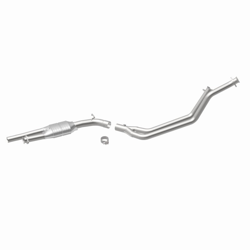 MagnaFlow Direct Fit Catalytic Converter 90-93 Mercedes 190E 2.6L