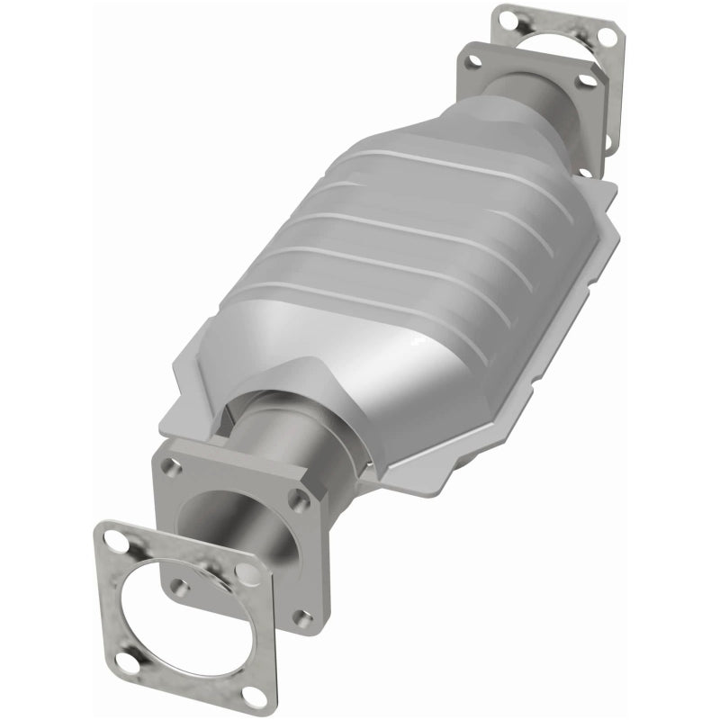 MagnaFlow California Direct Fit Catalytic Conv 75-82 Chevrolet LUV 1.8L / 86-91 Isuzu Trooper 2.3L