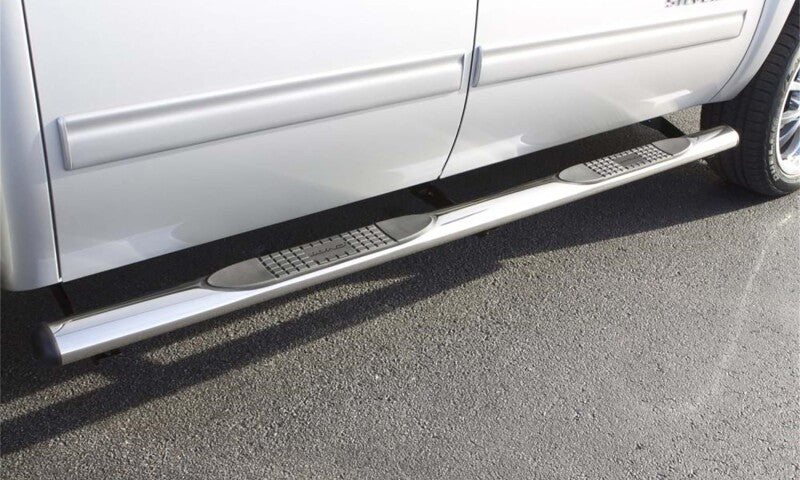 Lund 15-17 Chevy Colorado Crew Cab 4in. Oval Straight SS Nerf Bars - Polished