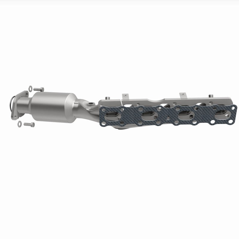 MagnaFlow 05-06 Nissan Titan 5.6L Direct Fit Converter