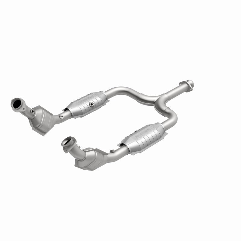MagnaFlow Direct Fit Catalytic Converter 99-01 Ford Mustang 3.8L