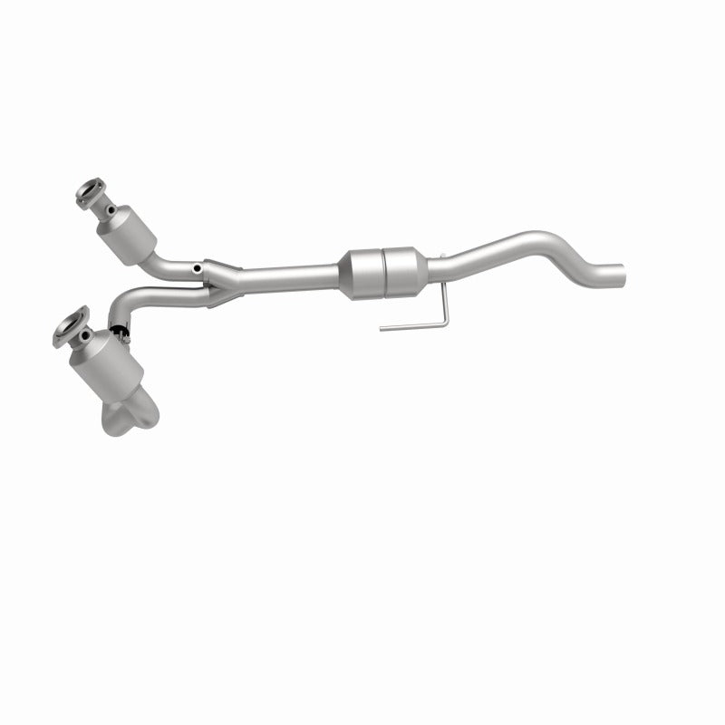 MagnaFlow Direct Fit Catalytic Converter 00-03 Dodge Durango 4.7L