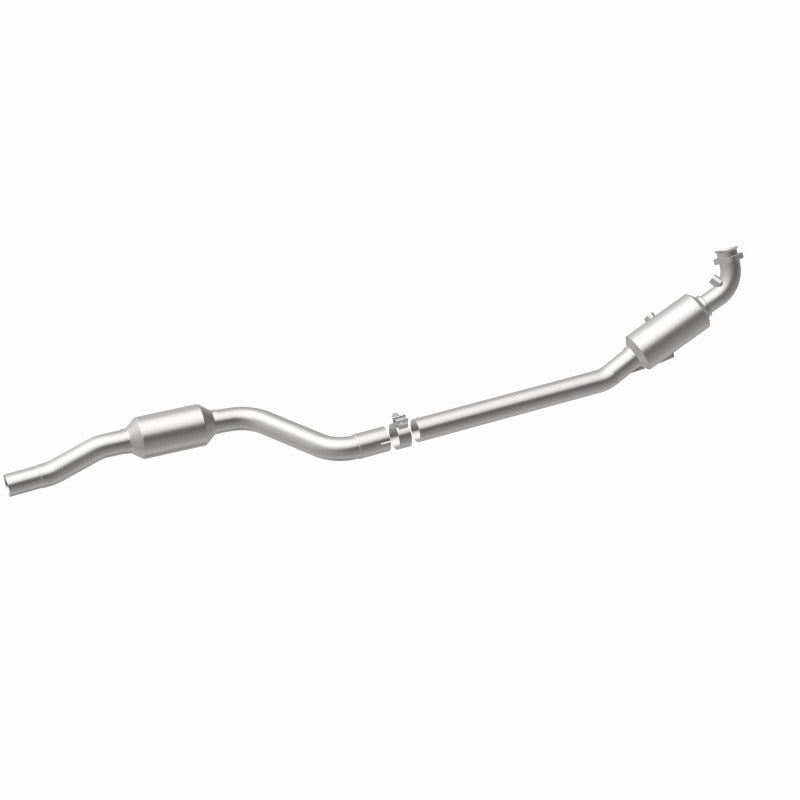MagnaFlow Direct Fit Catalytic Converter 10-12 Mercedes-Benz GLK350 V6 3.5 OEM Underbody