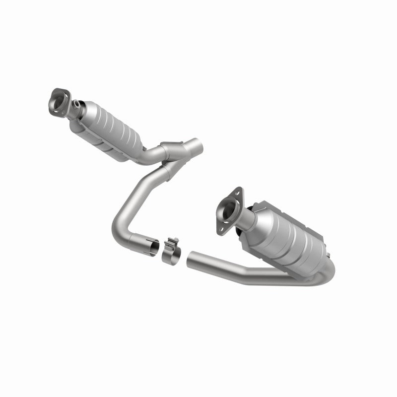 MagnaFlow Direct Fit Catalytic Converter Dakota 05-06 6 3.7L