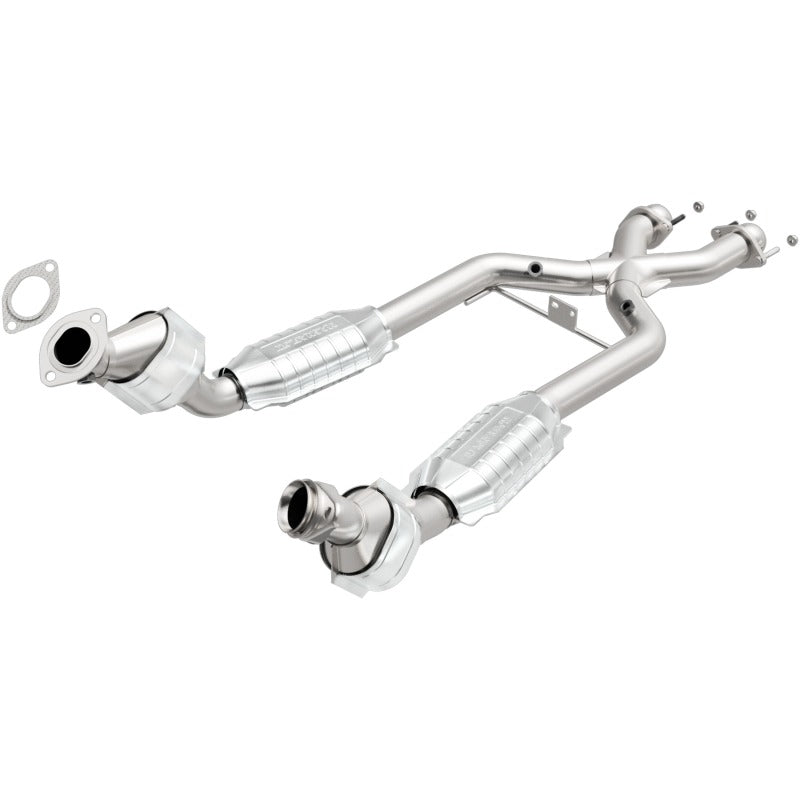 MagnaFlow Direct Fit Catalytic Converter 96-98 Ford Mustang 4.6L