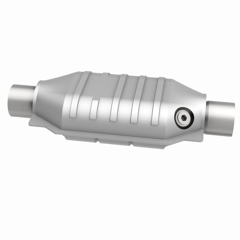MagnaFlow Universal Catalytic Converter 2.5 W/O2 Boss
