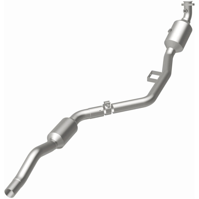 MagnaFlow Direct Fit Catalytic Converter OEM 2007 Mercedes-Benz E350 Underbody - 69.125in Length