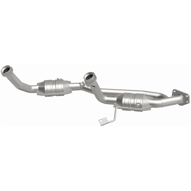 MagnaFlow Direct Fit Catalytic Converter 04 Ford Freestar 3.9L
