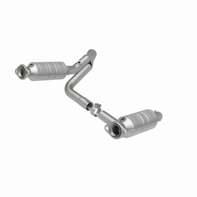 MagnaFlow Direct Fit Catalytic Converter Raider 2006 8 4.7L