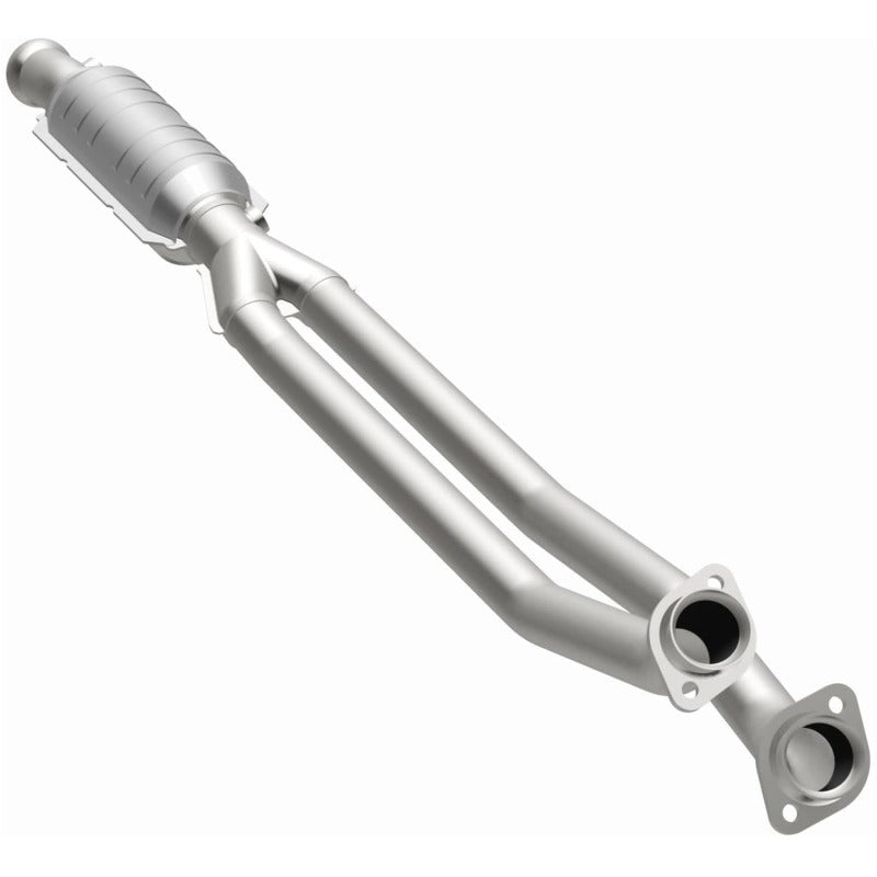 MagnaFlow Conv Volvo 6.5X4 2/2.5