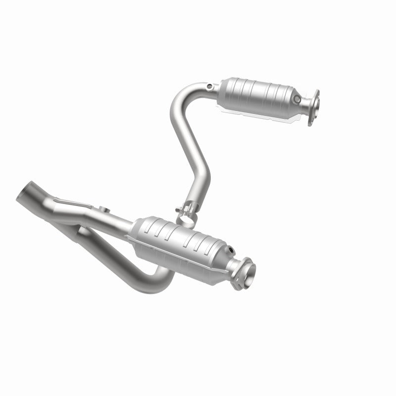 MagnaFlow Direct Fit Catalytic Converter 05-07 Dodge Durango 3.7L/4.7L