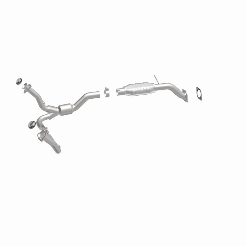 MagnaFlow Direct Fit Catalytic Converter 00-05 Blazer 4.3L
