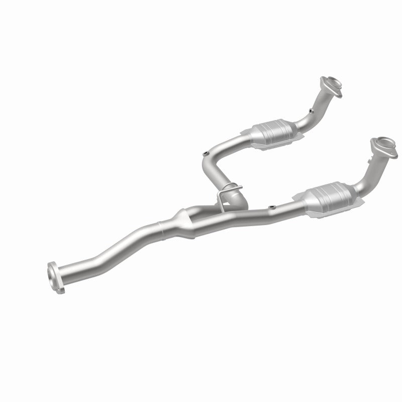 MagnaFlow Direct Fit Catalytic Converter 07 Jeep Liberty 3.7L