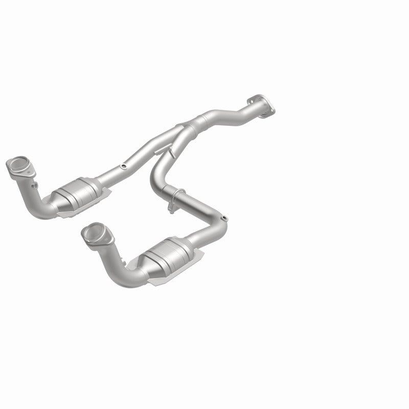 MagnaFlow Direct Fit Catalytic Converter 07 Jeep Liberty 3.7L OEM