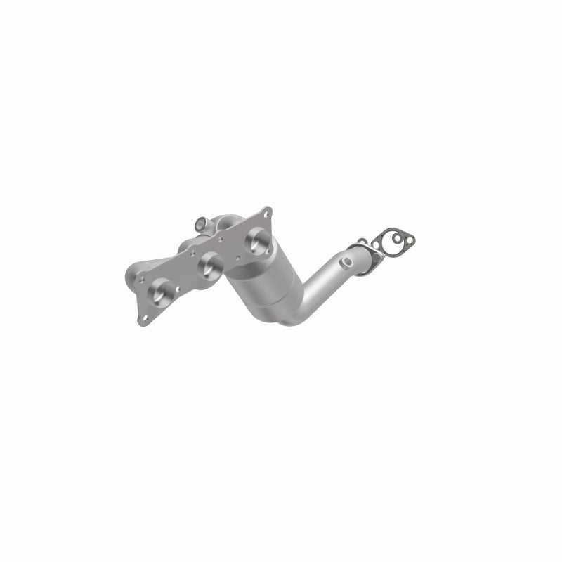 MagnaFlow Direct Fit Catalytic Converter 2008-2010 BMW 528i/528i xDrive 3.0L Underbody