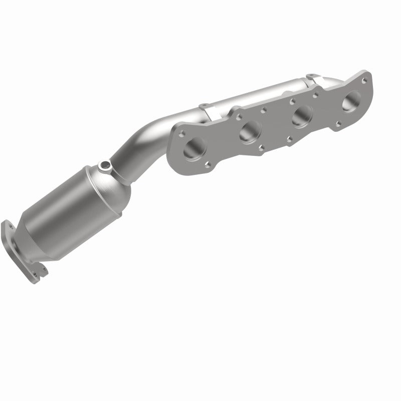 MagnaFlow Direct Fit Catalytic Converter 12-16 Hyundai Equus V8 5.0L Manifold