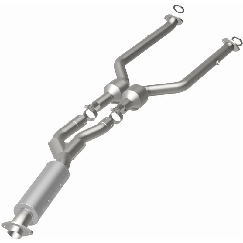 MagnaFlow Direct Fit Catalytic Converter 08-10 Lexus IS-F 5.0L