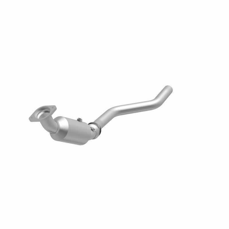 MagnaFlow Direct Fit Catalytic Converter 05-06 300/Magnum 5. OEM
