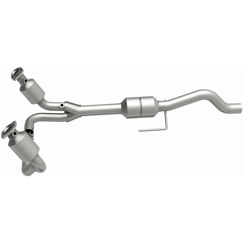 MagnaFlow Direct Fit Catalytic Converter 00-03 Dodge Durango 4.7L