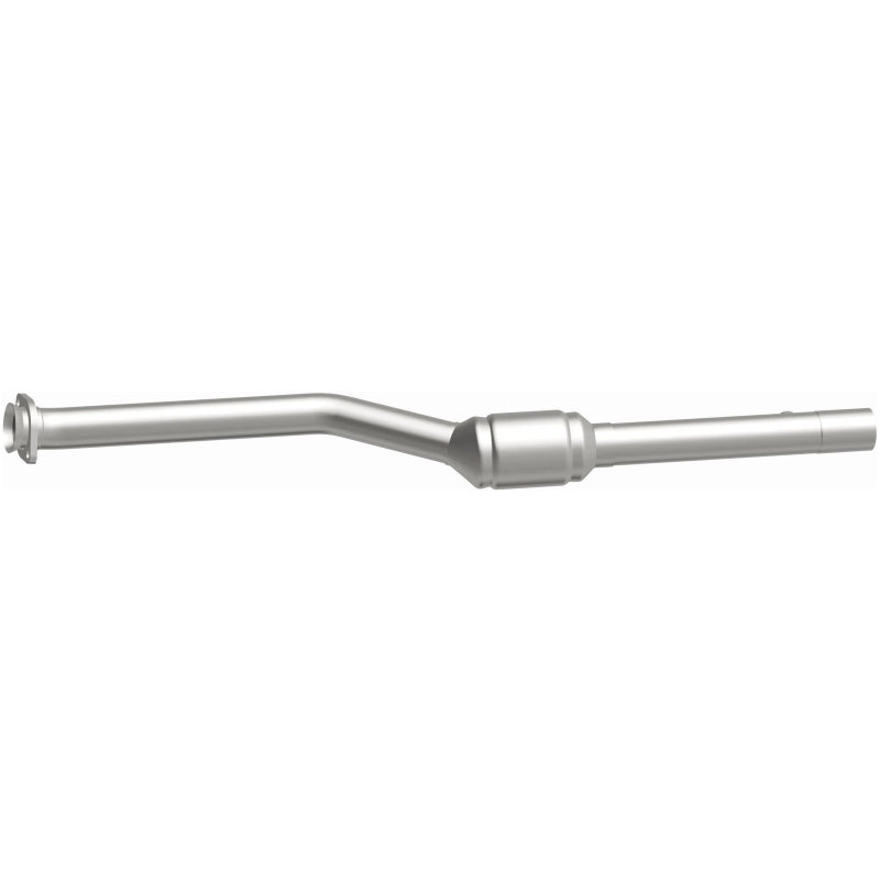 MagnaFlow Direct Fit Catalytic Converter 1999 BMW 540I 4.4L P/S